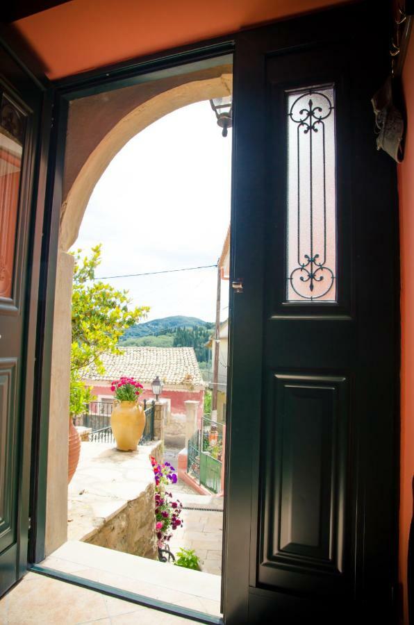 Villa Conte Rari Agios Gordios  Buitenkant foto
